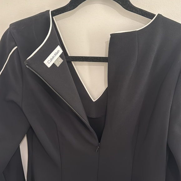 Calvin Klein - Black Dress with Bow Sleeves - Picture 9 of 10